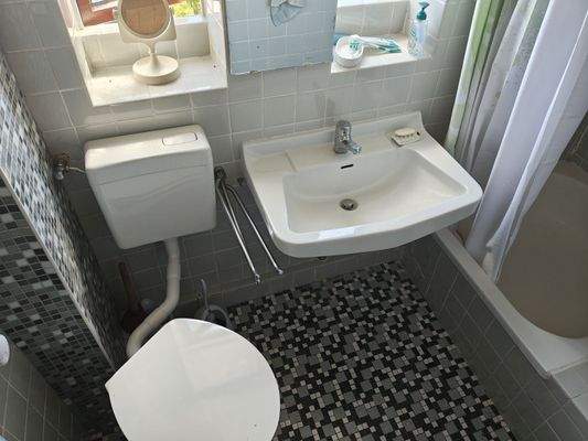 8986KC-07 Dachgeschosswohnung