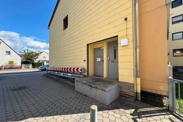 Rampe Zulieferung von außen