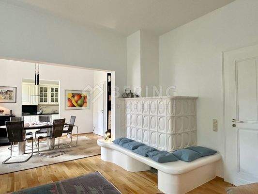 Mit Gemütlichem Kachelofen