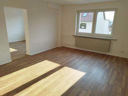 4 Wohnzimmer 1. Et.jpg