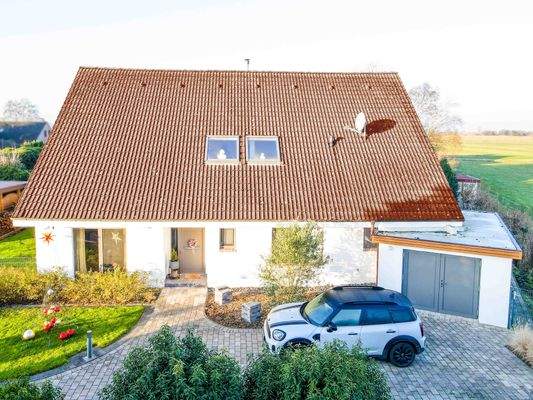 Stets modernisiert zeigt sich dieses Objekt hell und modern