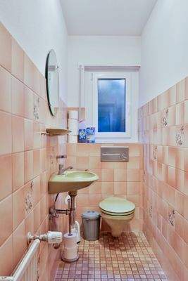 Flur und separate Toilette