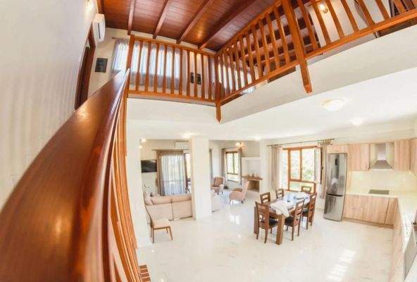 Kreta, Myli: Zwei Residenzen mit Meerblick in ruhiger Lage zu verkaufen