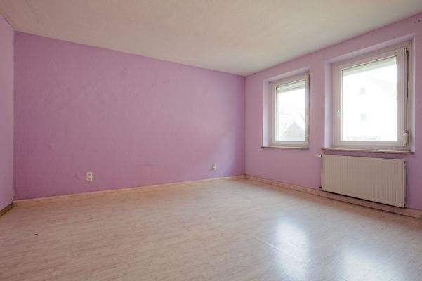 10 - 1. OG re Schlafzimmer.jpg