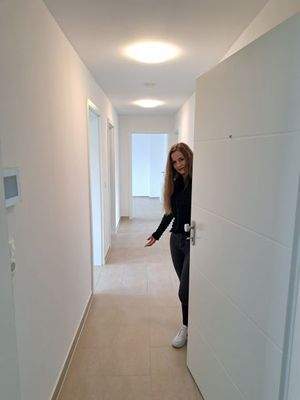 Flur rechte und linke Wohnung