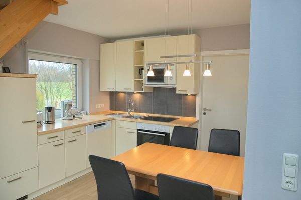 Küche mit Essplatz OG