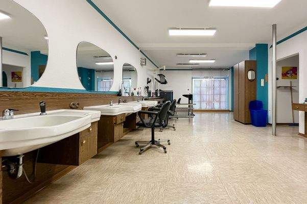 vielseitige Gewerbefläche im EG 