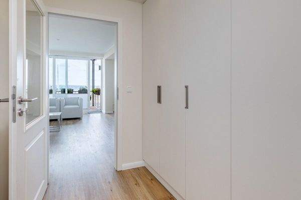 Diele mit Einbauschrank