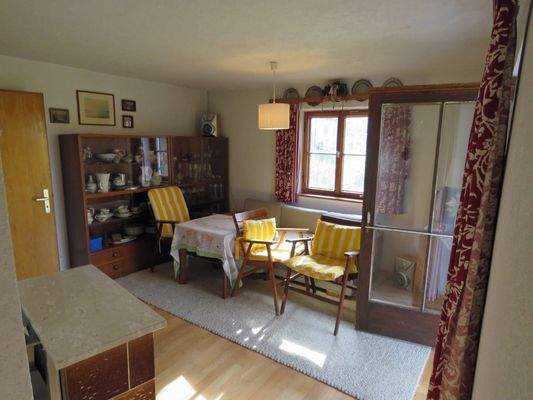 Wohnzimmer mit Kaminanschluss 