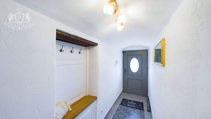 CAM01984G0-PR0442-STILL015