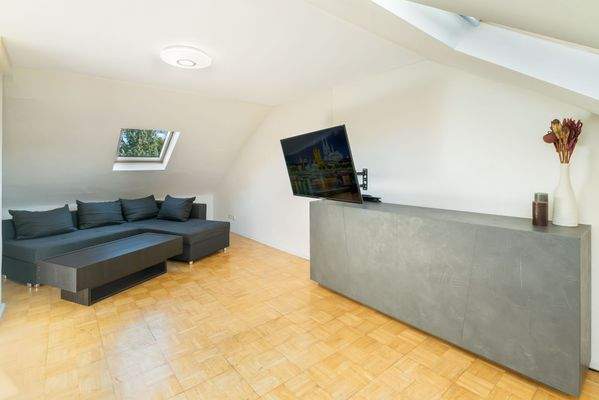 Wohnzimmer DG