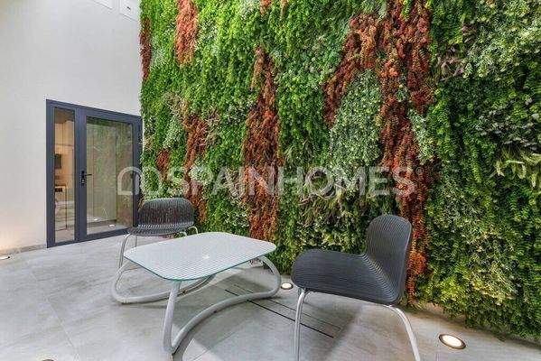 Deluxe Villas Surrounded by Pure Nature in Rojales, Costa Blanca