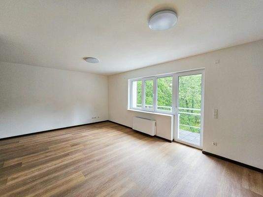 Küche mit Wohn-/Essbereich