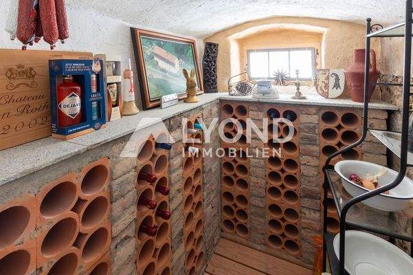 Erdgeschoss - Weinlager