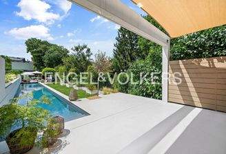 [KI-optimiertes Foto]