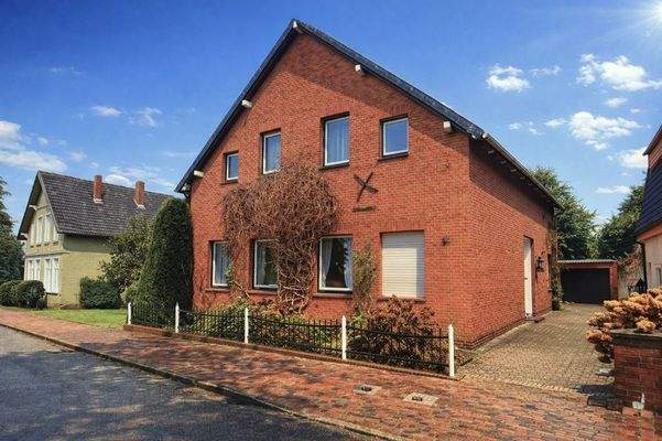 Schönwetter-Außenansicht (2)_Kopie