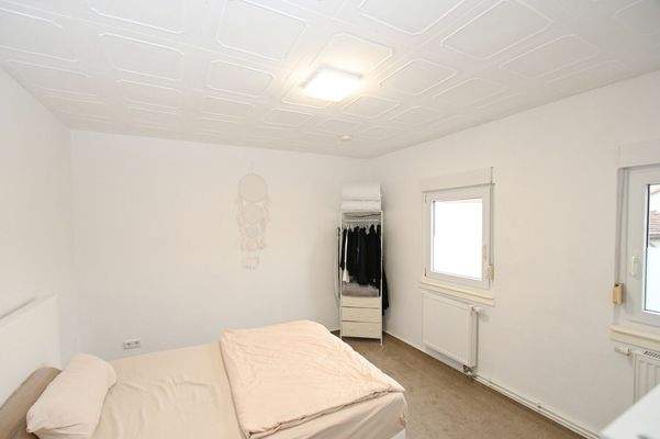 V.-Haus, OG, 2. Zimmer