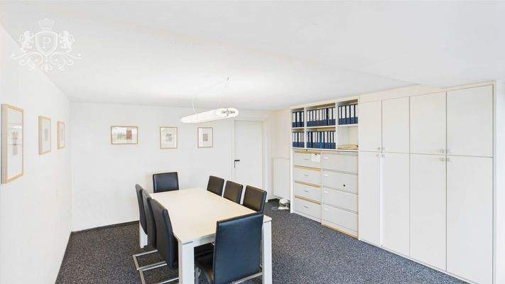 CAM01984G0-PR0475-STILL003