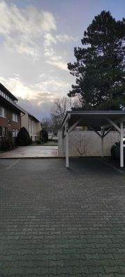 41 Stellplatz und Carport (NW)