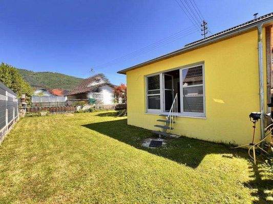 Anbau mit Gäste-/Jugend-/Fe...