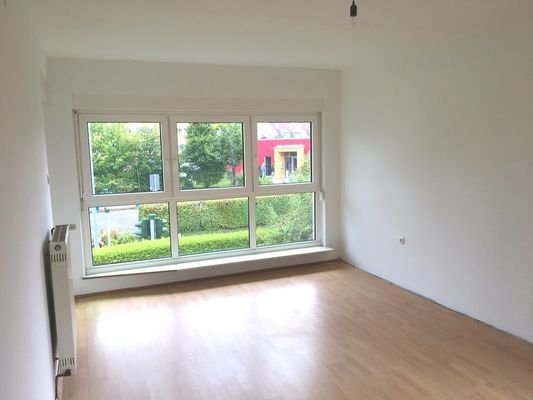 Wohnzimmer ohne Möbel