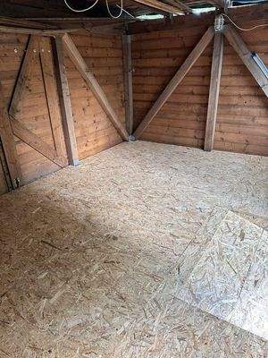 Gartenhütte / Motorrad 