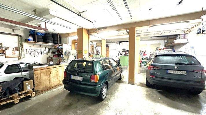 Garage mit zwei Stellplätzen hintereinander