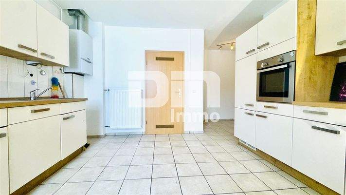 Haupthaus EG Küche mit EBK