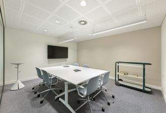 WhatsApp Image 2024-03-01 at 17.11.07 (5).jpeg