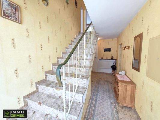 Z_Flur Eingang H13a.jpg