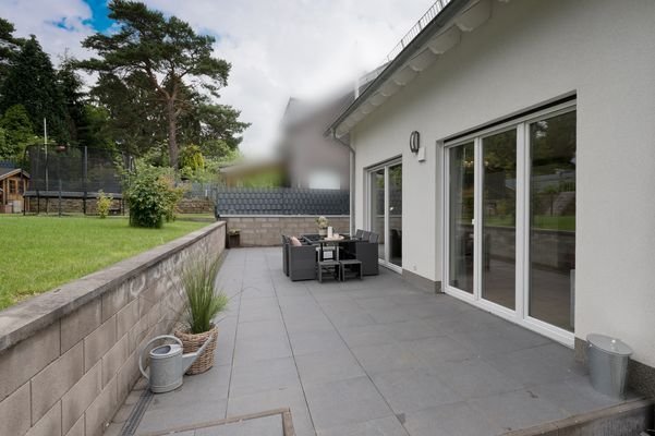 40m² sonnige Terrasse