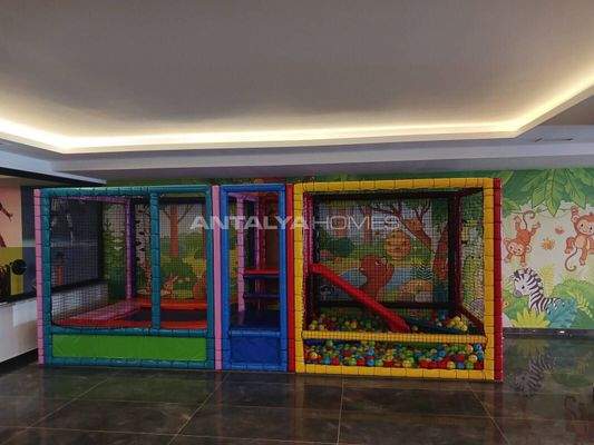 Sea View Apartments in a Contemporary Project in Alanya