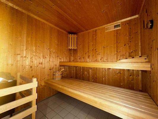 Dachgeschosswohnung - Sauna