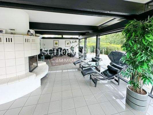 Wohnbereich mit Kamin