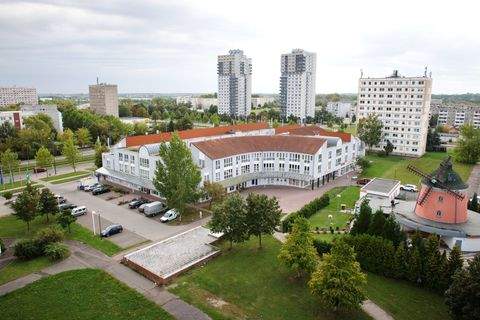 Halle Büros, Büroräume, Büroflächen 