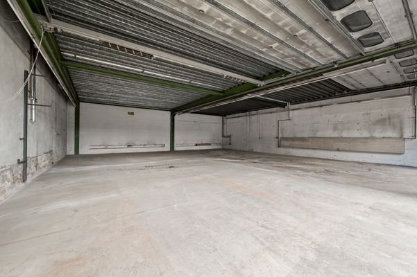 Große Garage