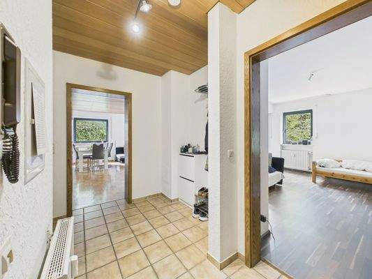 CAM01223G0-PR0152-STILL033