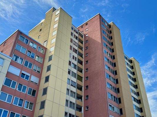 Vorderseite Gebäude