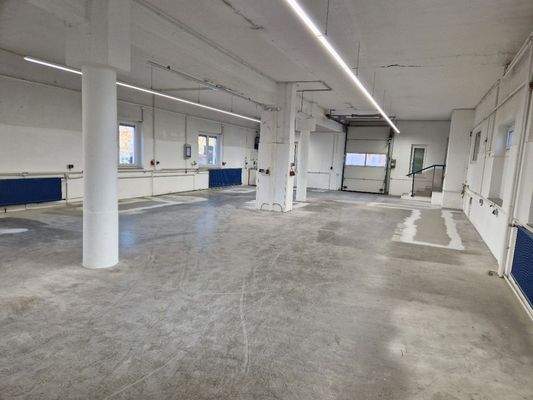 Produktionshalle EG rechts