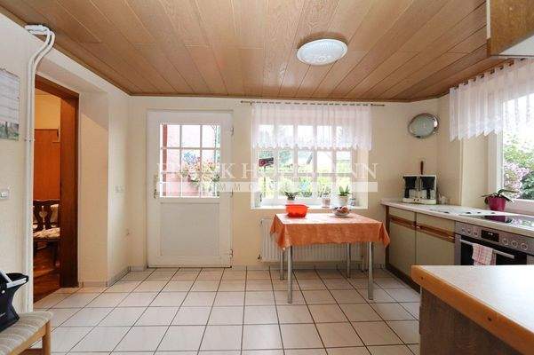 Ersatzküche/Seiteneingang