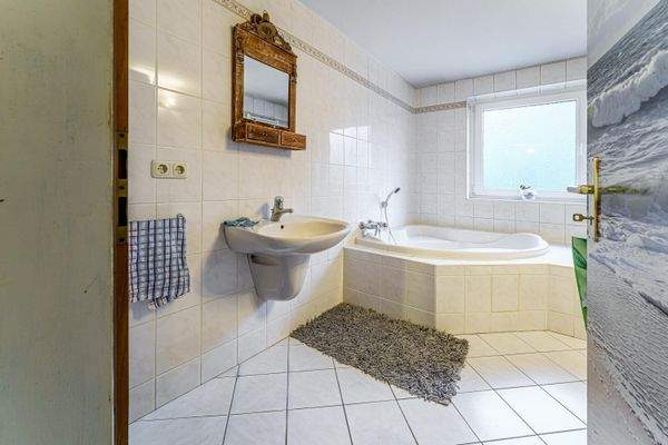 Badezimmer Erdgeschoss