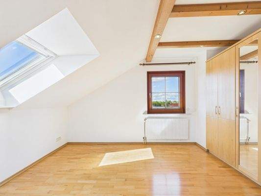 Vielseitig nutzbarer Raum – ideal als Kinder-, Gäste- oder Arbeitszimmer