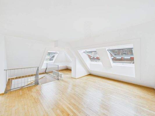 CAM01062G0-PR0225-STILL005