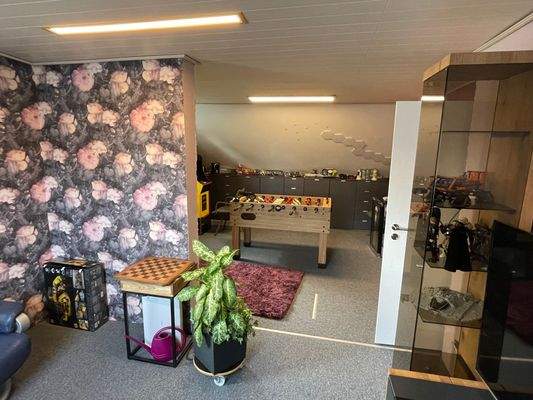 Wohnzimmer - Kickerraum (DG)