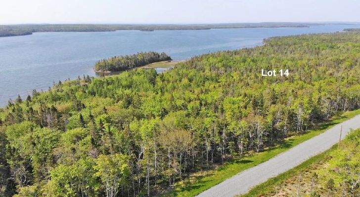 Cape Breton - Tolles Atlantik-Grundstück in herrli