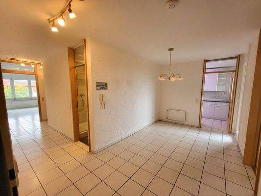 Eingang mit Essbereich