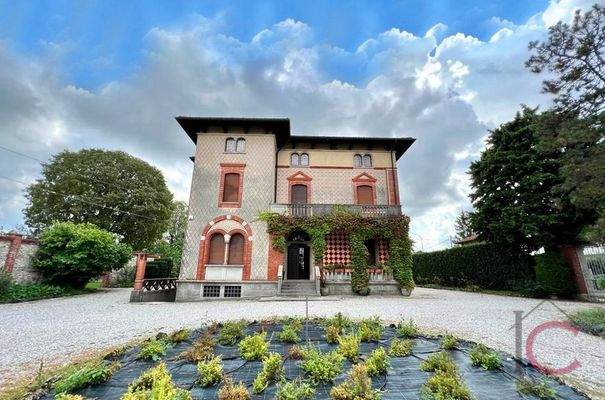 WhatsApp Image 2022-10-17 at 08.22.54