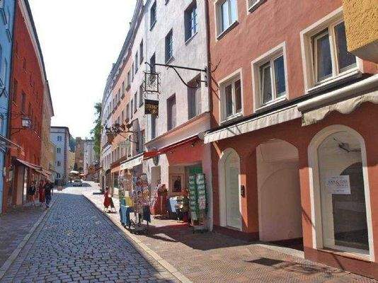 1A-Lage in Fußgängerzone