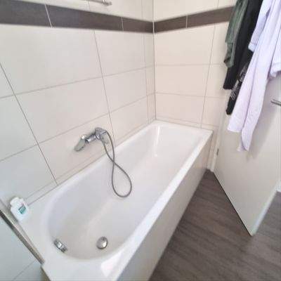 Jetzt ein wohltuendes Bad - I. OG