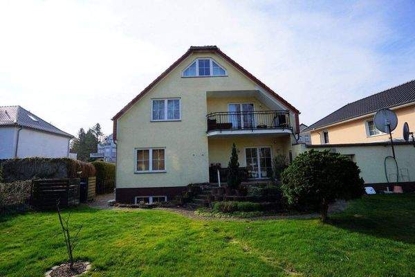 Haus Gartenseite (1).jpg